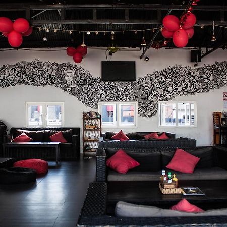 Top Banana Guesthouse & Rooftop Bar Phnom Penh Zewnętrze zdjęcie
