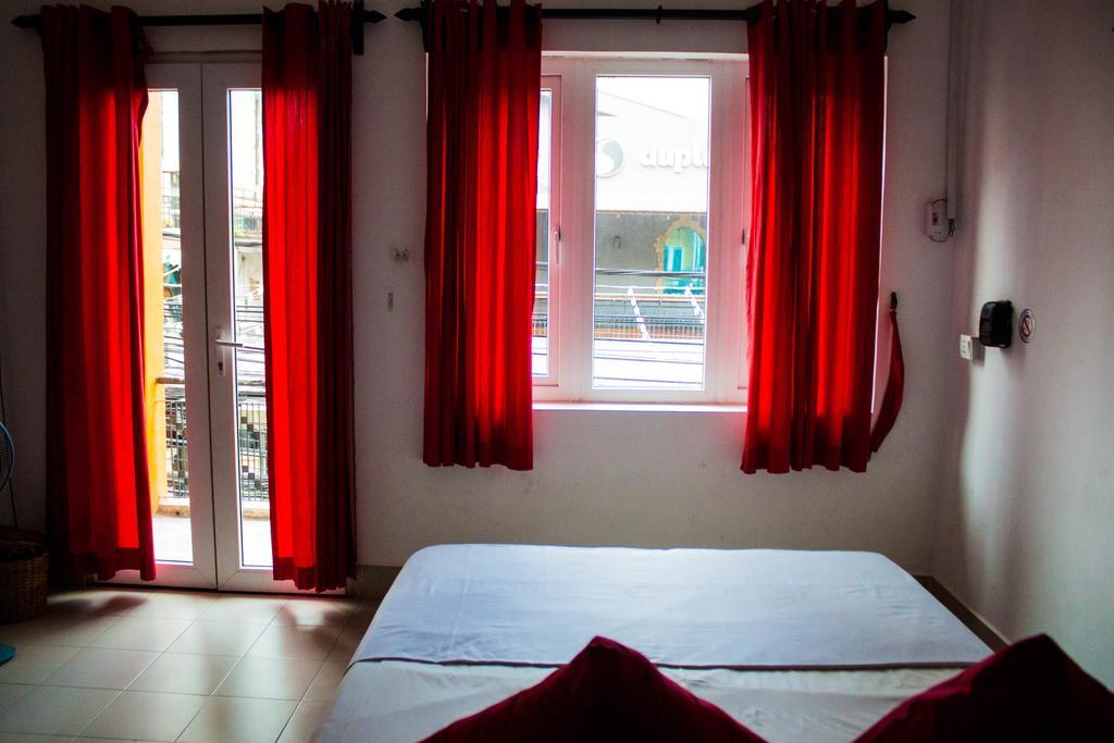 Top Banana Guesthouse & Rooftop Bar Phnom Penh Zewnętrze zdjęcie